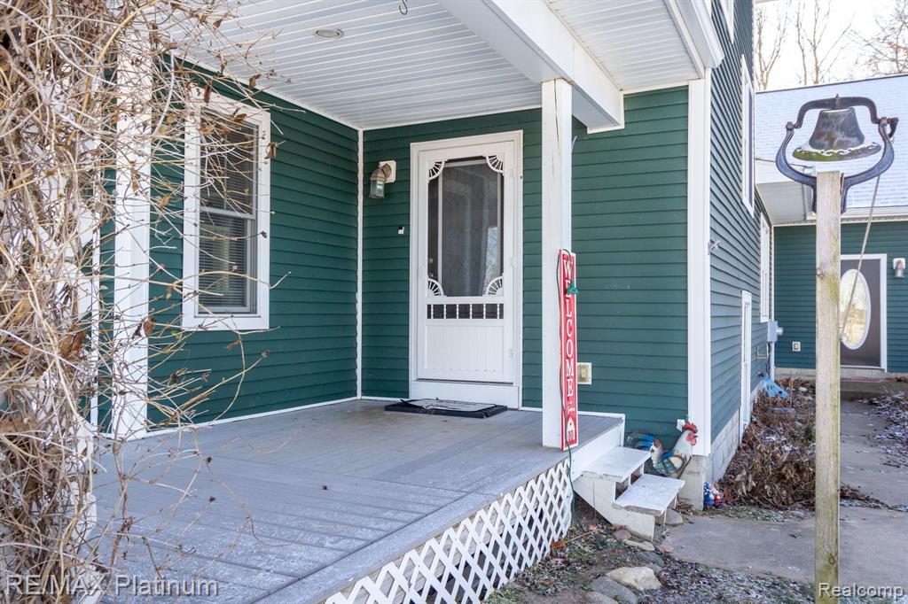 536 N CEDAR Road, Fowlerville, MI 48836 — Photo 5