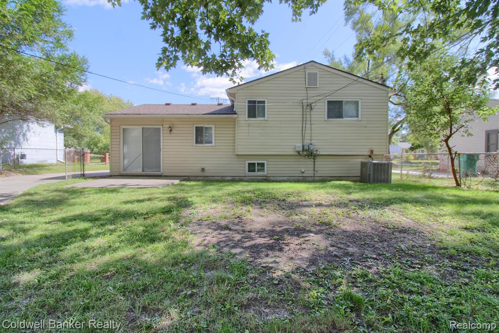 1671 FOLEY Avenue, Ypsilanti, MI 48198 — Photo 40