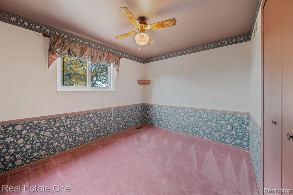 6055 PORTERIDGE Lane, Canton, MI 48187 — Photo 14