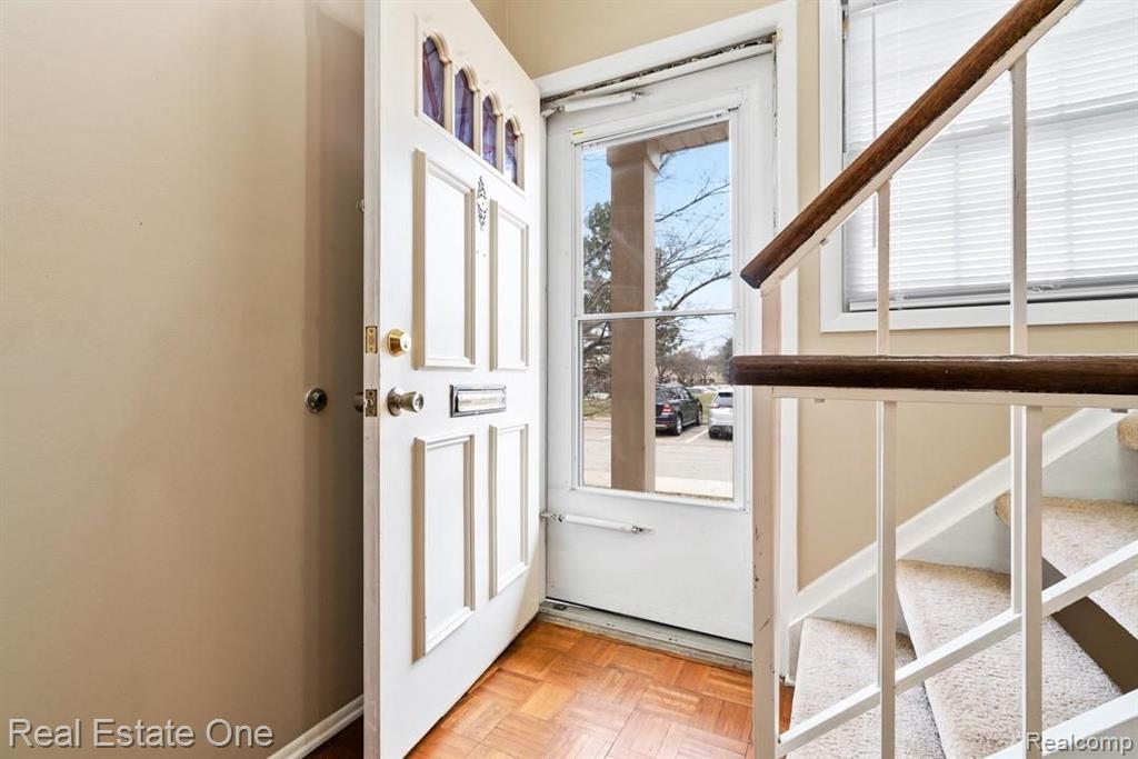 5139 BUCKINGHAM, Troy, MI 48098 — Photo 3