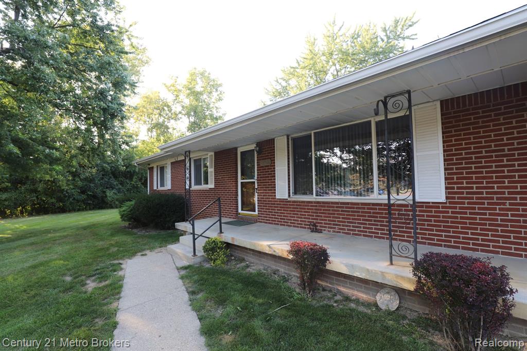 G-3366 W COURT Street, Flint, MI 48532 — Photo 20