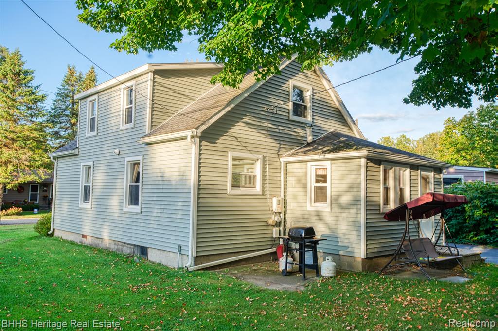 316 E WALNUT Street, Webberville, MI 48892 — Photo 27