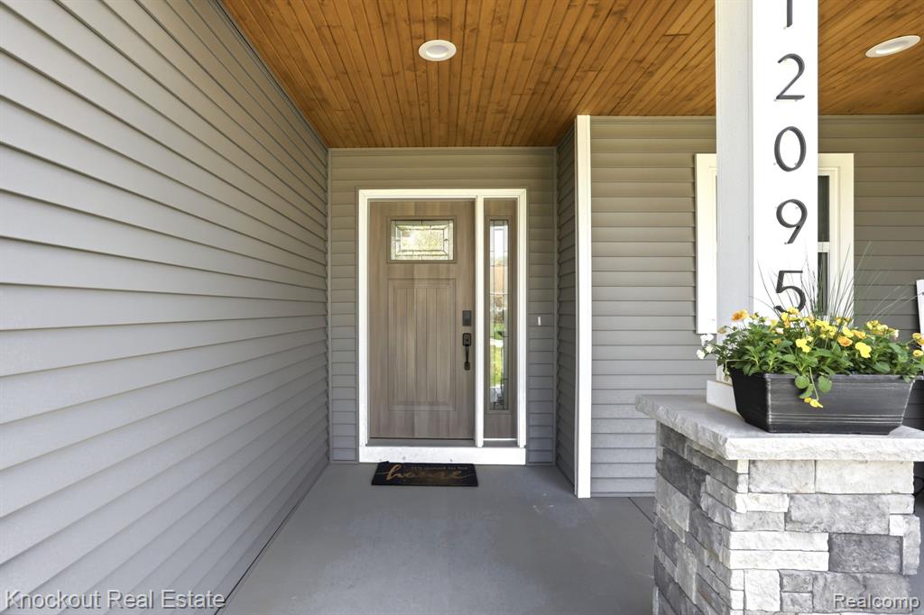 12095 Country Run Drive, Birch Run, MI 48415 — Photo 7