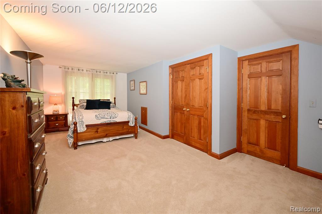 5684 Sussex Court, Troy, MI 48098 — Photo 29