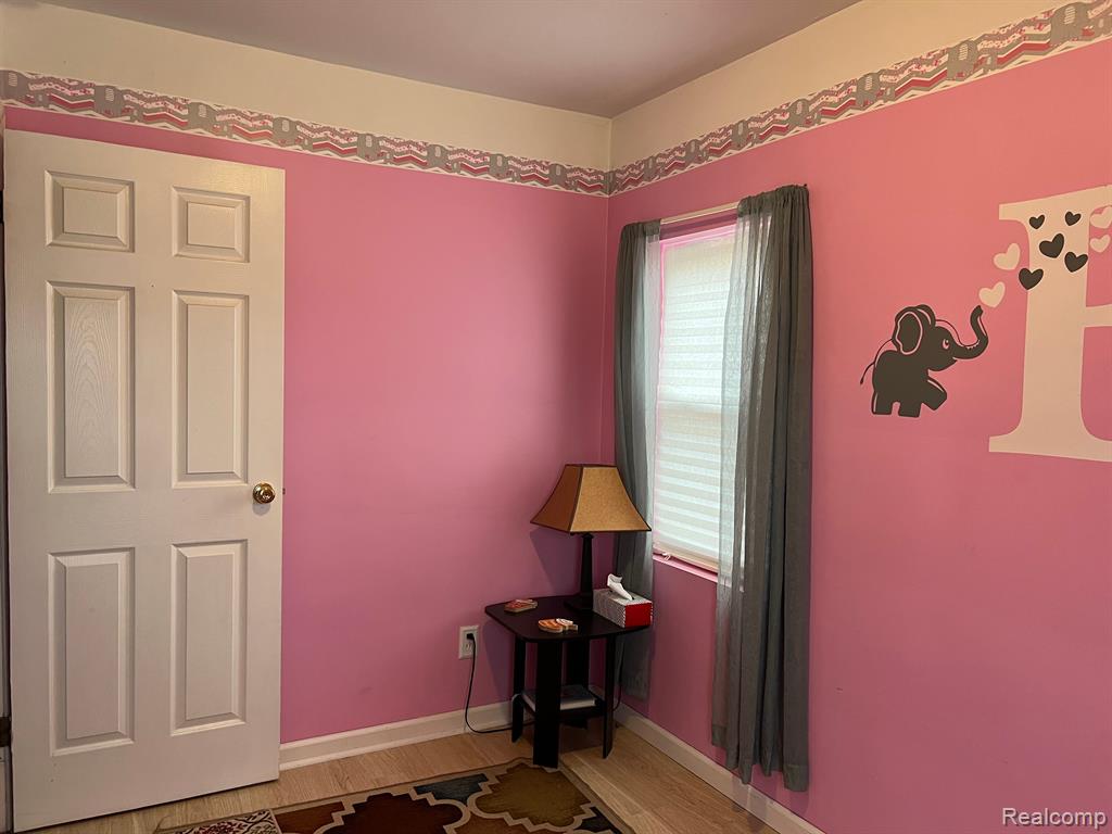 4655 MILDRED Street, Wayne, MI 48184 — Photo 16