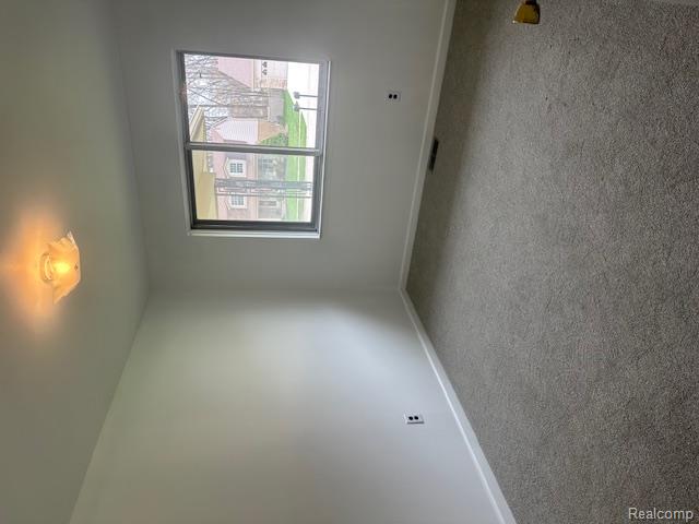 5698 Bingham Drive, Troy, MI 48085 — Photo 12