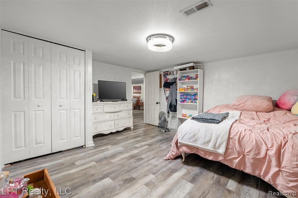 8088 Oreilly Circle, Davison, MI 48423 — Photo 25