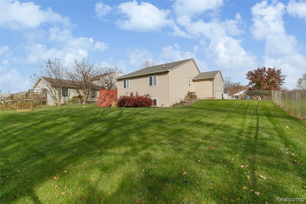 9031 Posey Drive, Northfield, MI 48189 — Photo 32