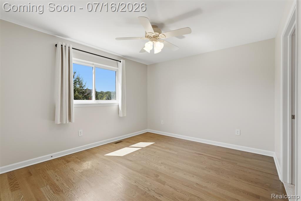 23782 Prescott Lane E, South Lyon, MI 48178 — Photo 42