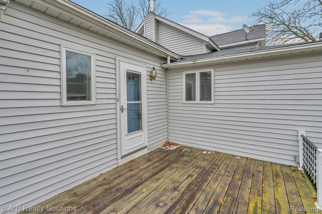 7493 S SAGINAW Street, New Lothrop, MI 48460 — Photo 11