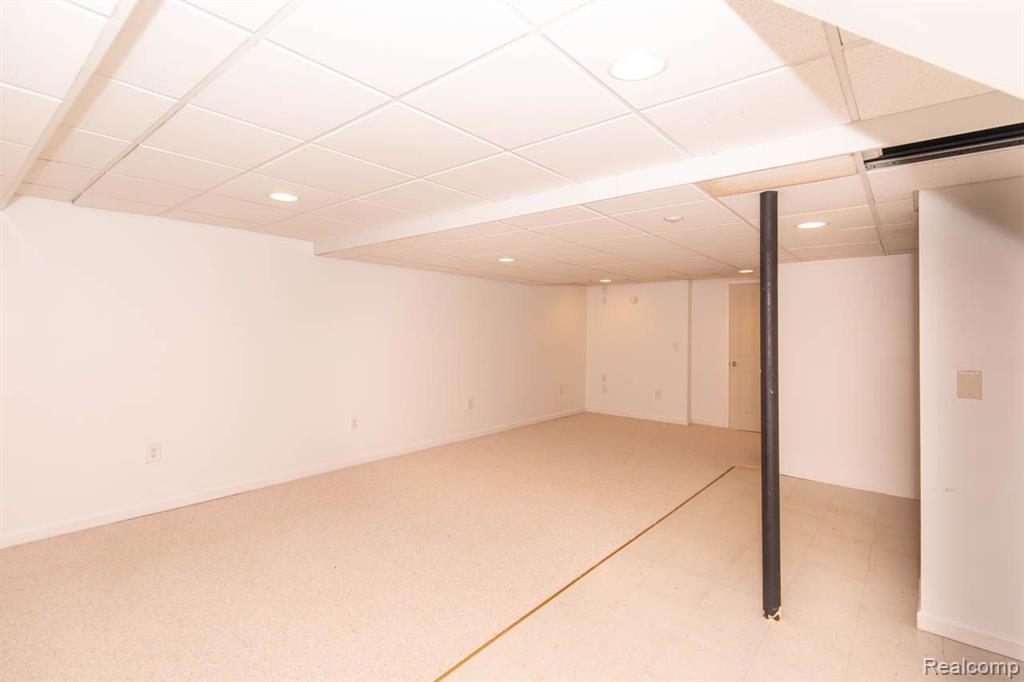 370 CHERRY GROVE Road, Canton, MI 48188 — Photo 35
