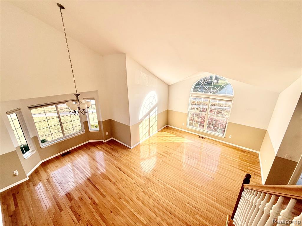 44000 Settlers Creek Court, Novi, MI — Photo 3