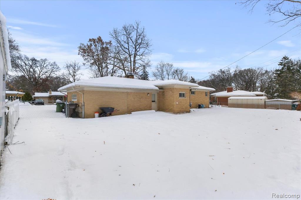 52443 Pappy Lane, Shelby Twp, MI 48316 — Photo 32