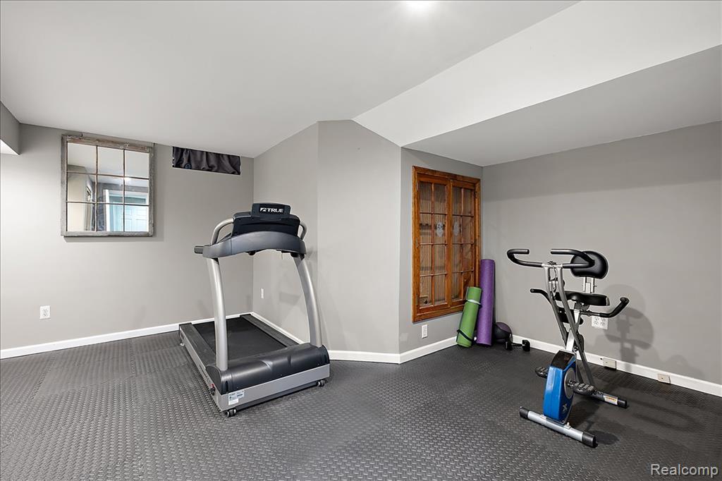 51604 Base Street, New Baltimore, MI 48047 — Photo 31