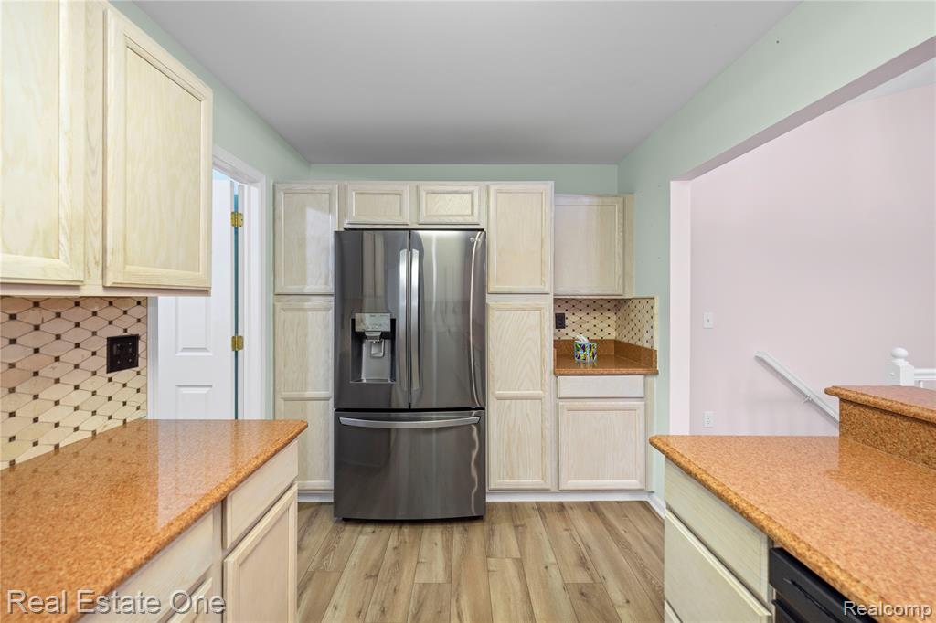 41432 Haggerty Woods Court, Canton, MI 48187 — Photo 16