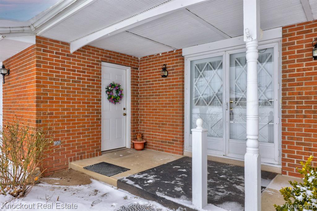 1105 S Mueller Road, Saginaw, MI 48601 — Photo 7