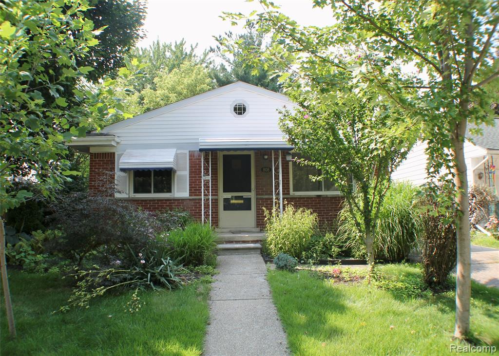 808 WELLESLEY Avenue, Royal Oak, MI 48067 — front exterior