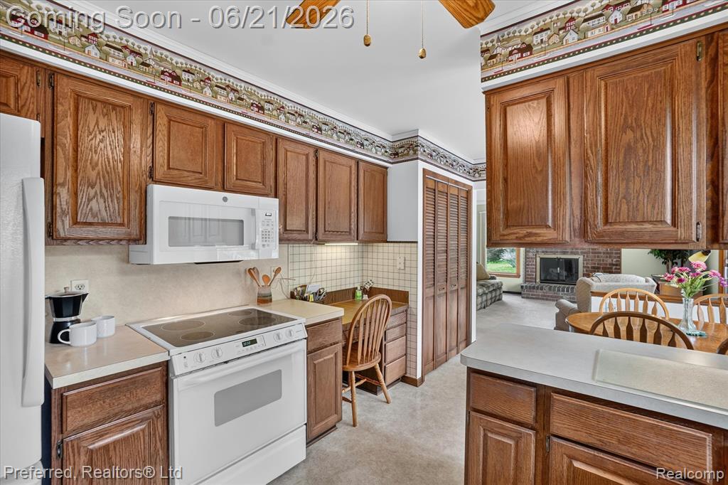 9065 E Richfield Road, Davison, MI 48423 — Photo 13