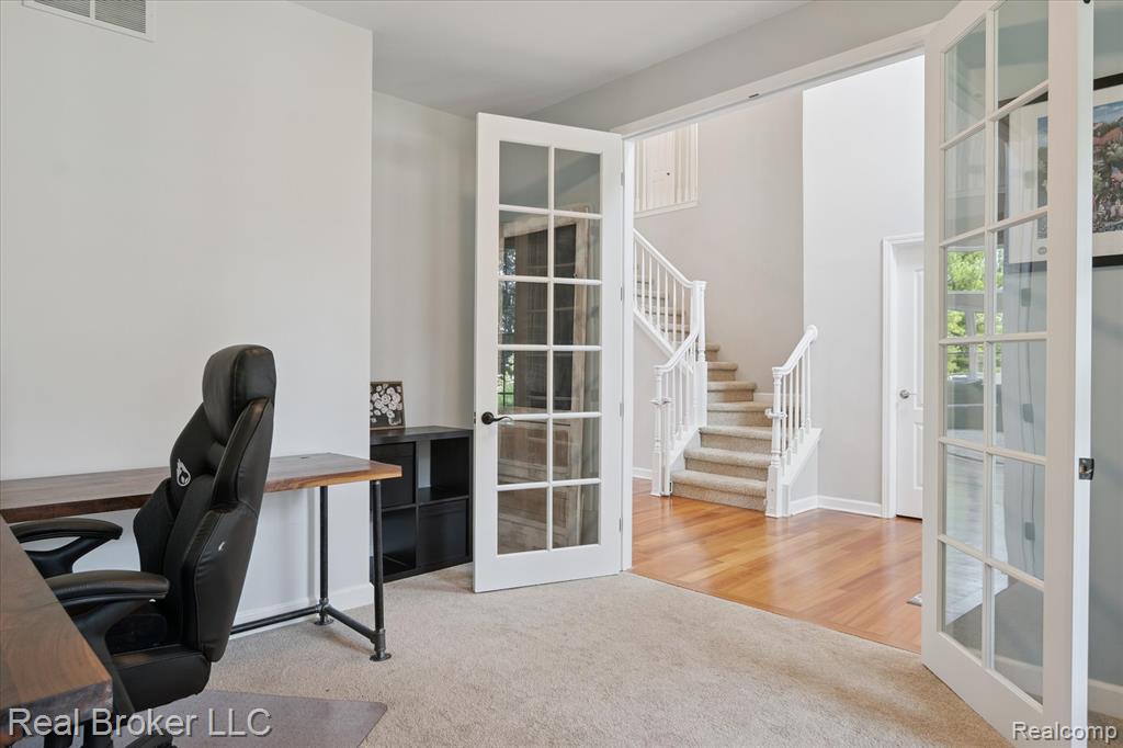 8567 Hummingbird, Commerce Twp, MI 48382 — Photo 11