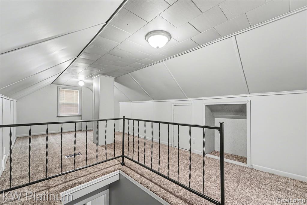 7527 Toepfer Road, Warren, MI 48091 — Photo 11