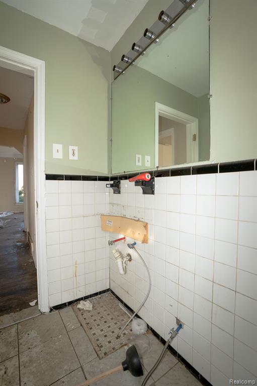 5045 Cadieux Road, Detroit, MI 48224 — Photo 11