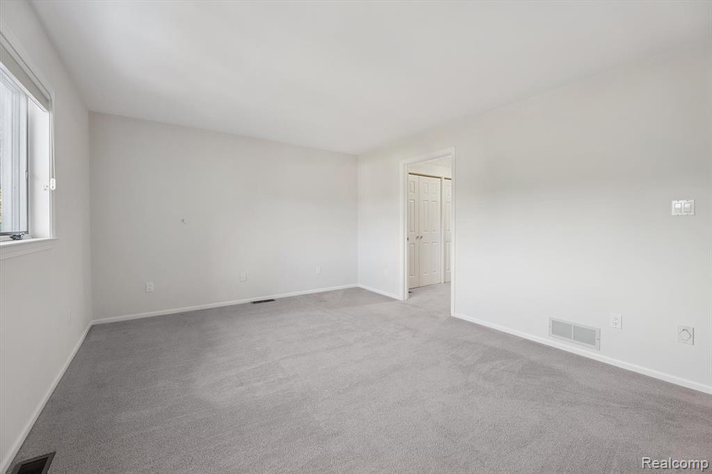 1792 Tooley Road, Howell, MI 48855 — Photo 18