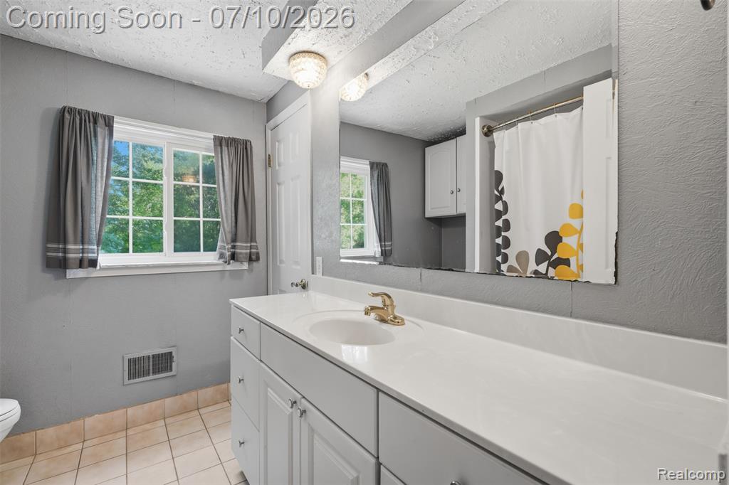 7208 Banks, Waterford, MI 48327 — Photo 12