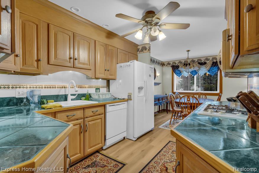 41816 Langley Drive, Sterling Heights, MI 48313 — Photo 6