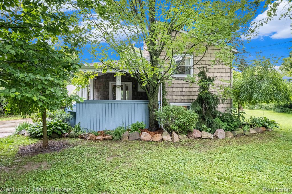 6428 W Court Street, Flint, MI 48532 — Photo 3