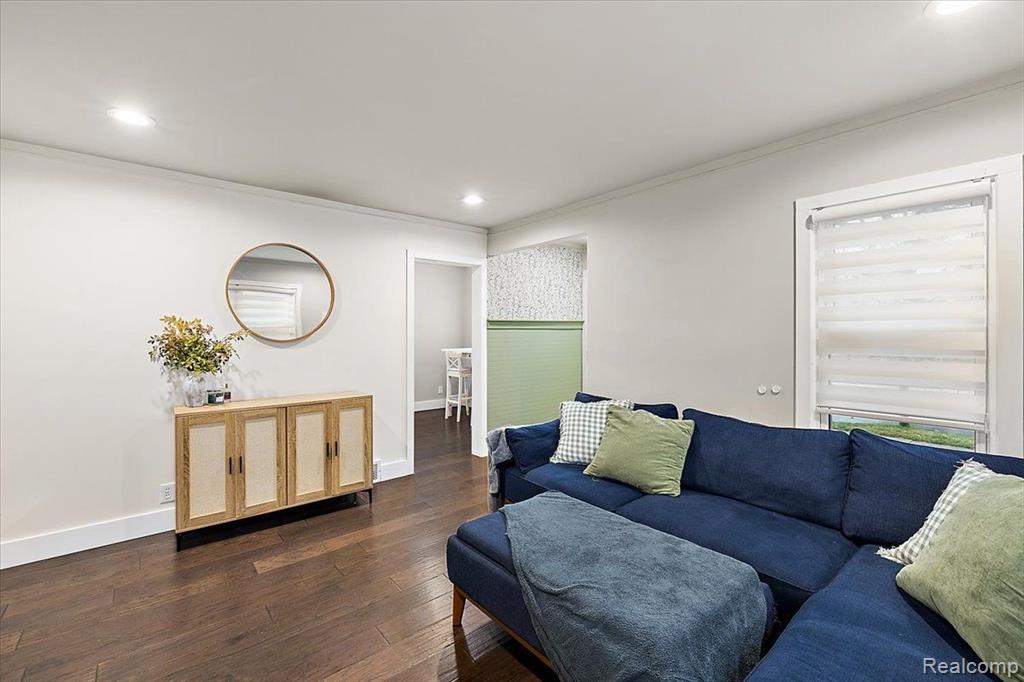 617 IRVING Avenue, Royal Oak, MI 48067 — Photo 11