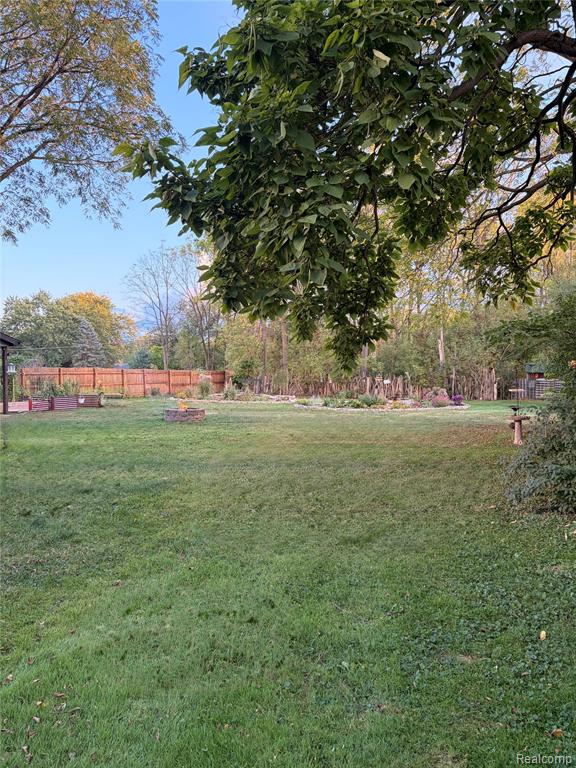 9216 Davison Road, Davison, MI 48423 — Photo 3