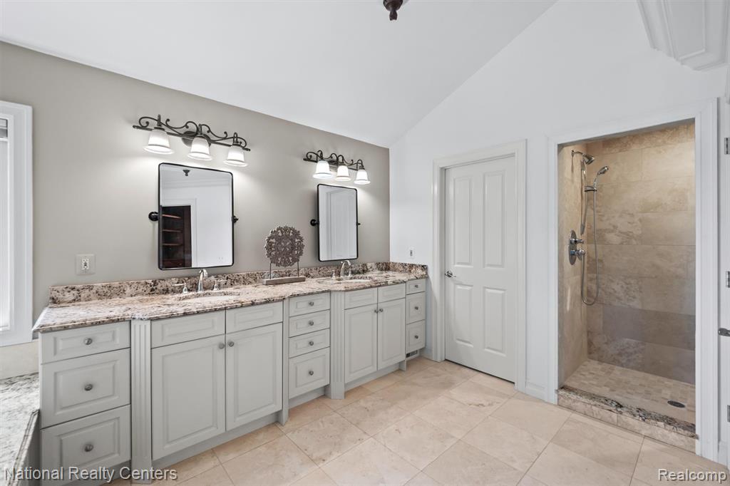 5619 Lakeview Boulevard, Goodrich Vlg, MI — Photo 22