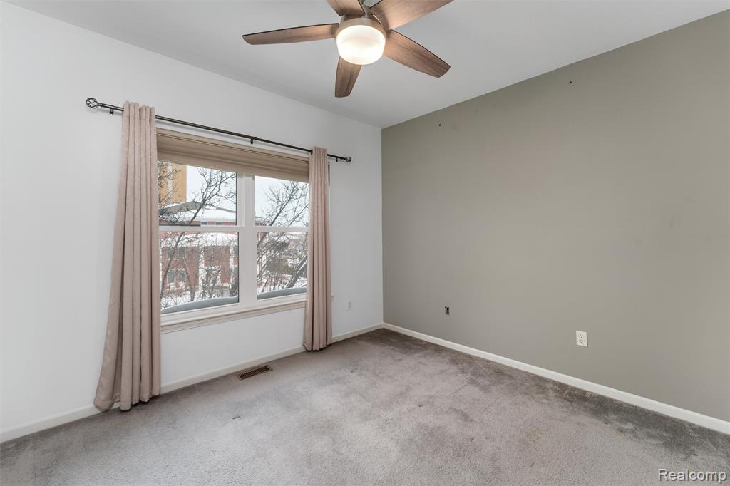 7609 Woodward Avenue, Detroit, MI 48202 — Photo 11