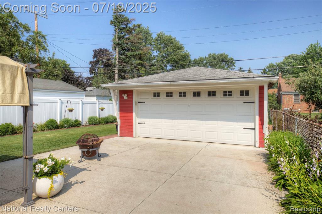 8126 Dale Street, Dearborn Heights, MI 48127 — Photo 56