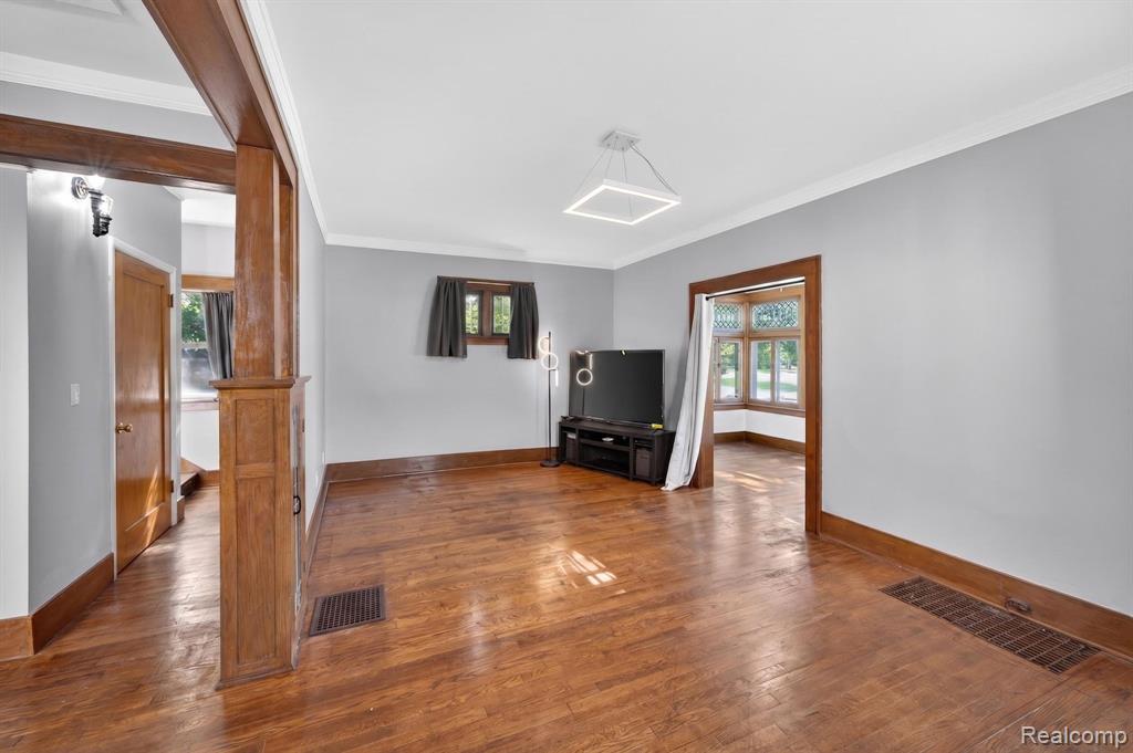 925 W Kalamazoo Street, Lansing, MI 48915 — Photo 13