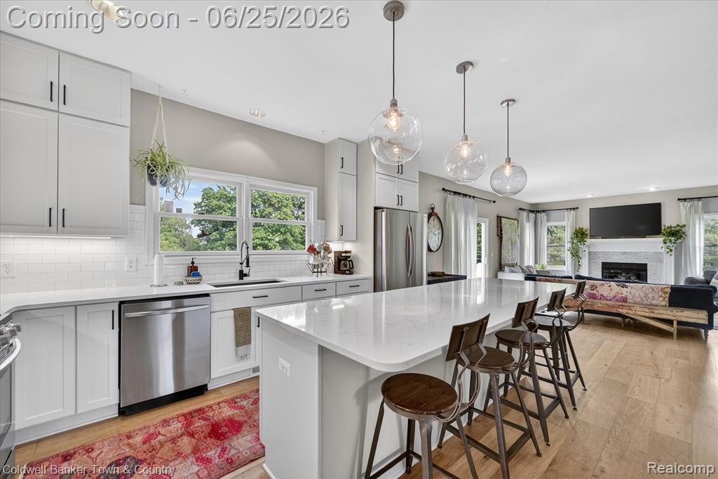 918 Gray Fox Court, Howell, MI 48843 — Photo 8