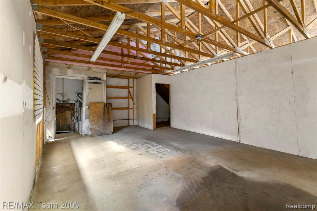 4390 Cass Elizabeth Road, Waterford, MI 48328 — Photo 36