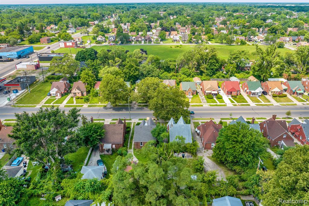 9566 HUBBELL Street, Detroit, MI 48227 — Photo 27