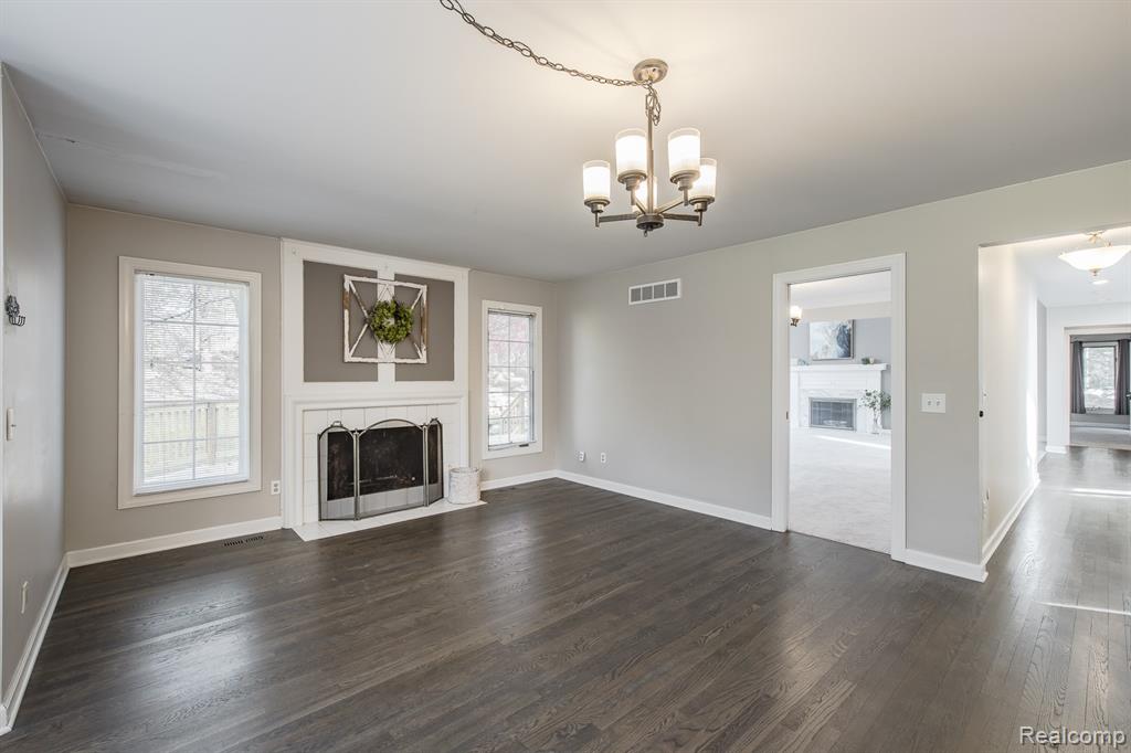 6351 Cherry Tree Court, Rochester Hills, MI 48306 — Photo 22