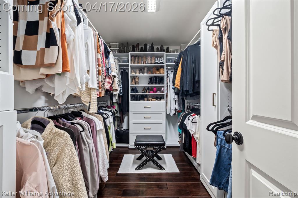 10993 Stoney Point Drive, South Lyon, MI, 48178