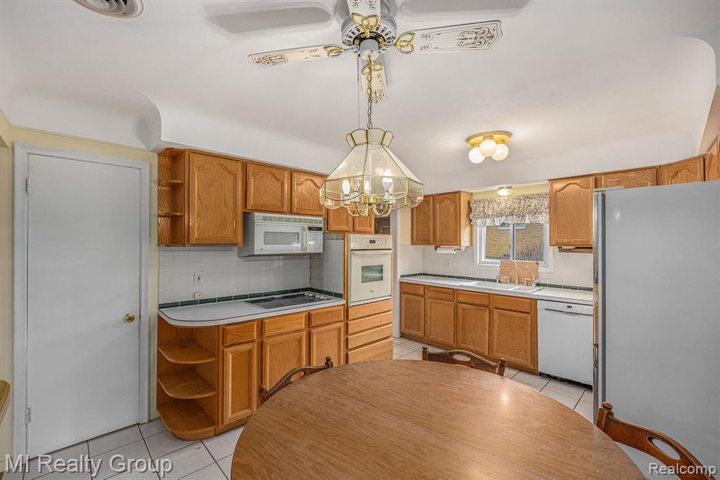 8160 32 Mile Road, Washington, MI 48095 — Photo 10