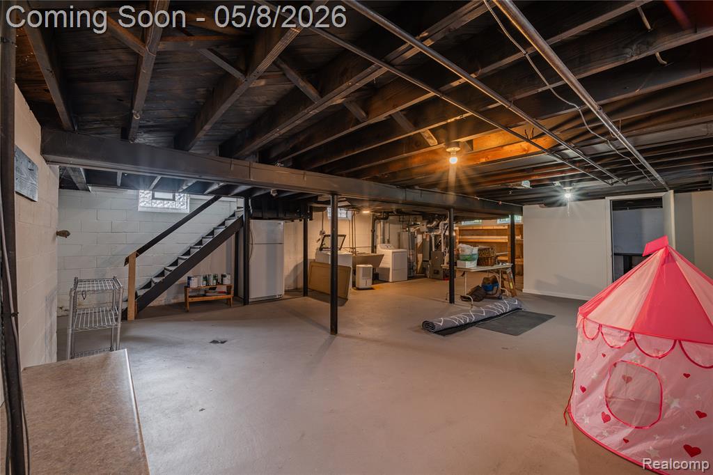 13352 Borgman Avenue, Huntington Woods, MI — Photo 21