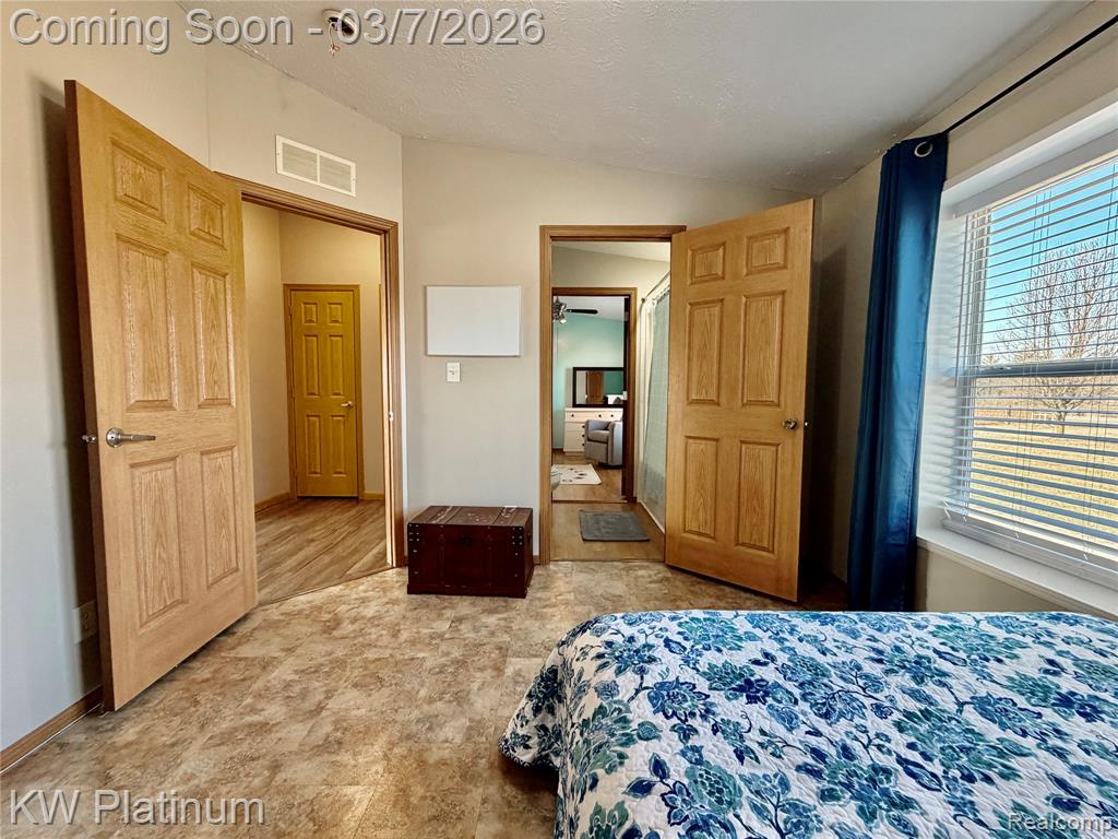 6801 Lapeer Road, Kimball, MI — Photo 33