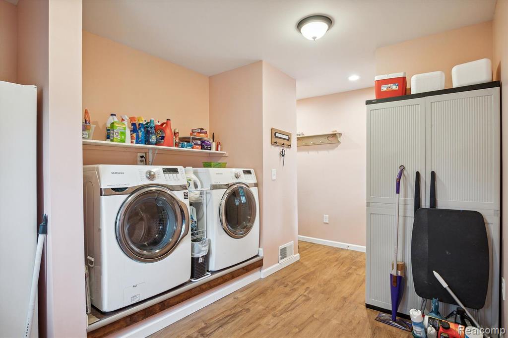9940 MARTZ Road, Ypsilanti, MI 48197 — Photo 20