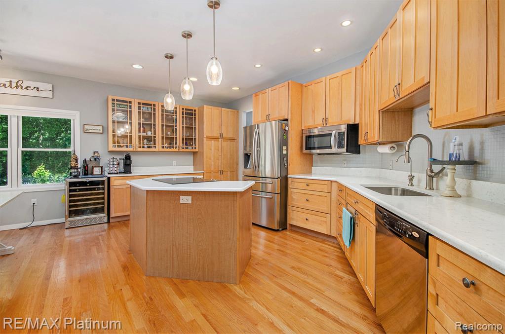 4090 ROLLING ACRES DRIVE, Hartland, MI 48353 — Photo 3