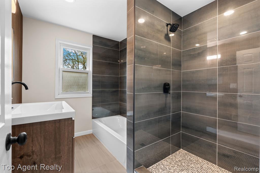 15093 Stahelin Avenue, Detroit, MI 48223 — Photo 22