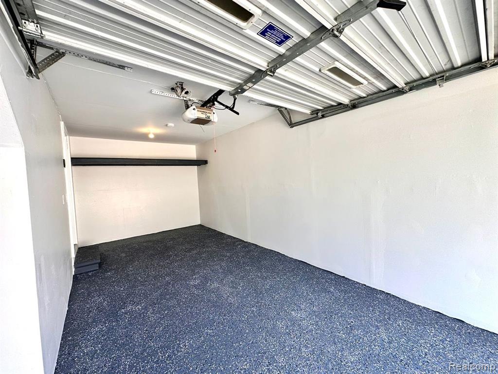 2110 HIDDEN MEADOWS Drive, D, Walled Lake, MI 48390 — Photo 31