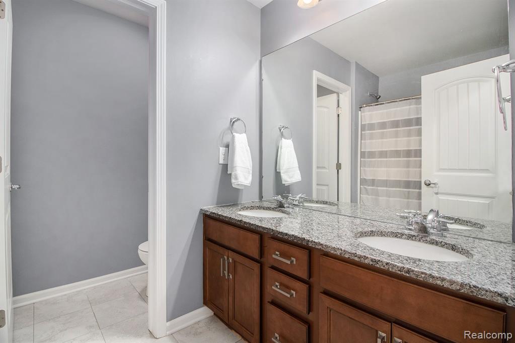 29858 Braeburn, New Hudson, MI 48165 — Photo 29
