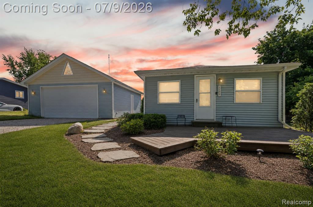 4694 Lakeborn Drive, White Lake, MI 48383 — Photo 3