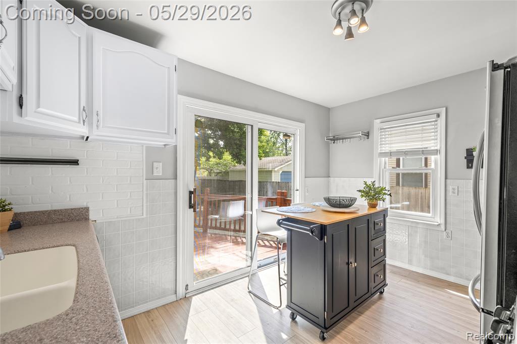 1019 Hoffman Avenue, Royal Oak, MI 48067 — Photo 9